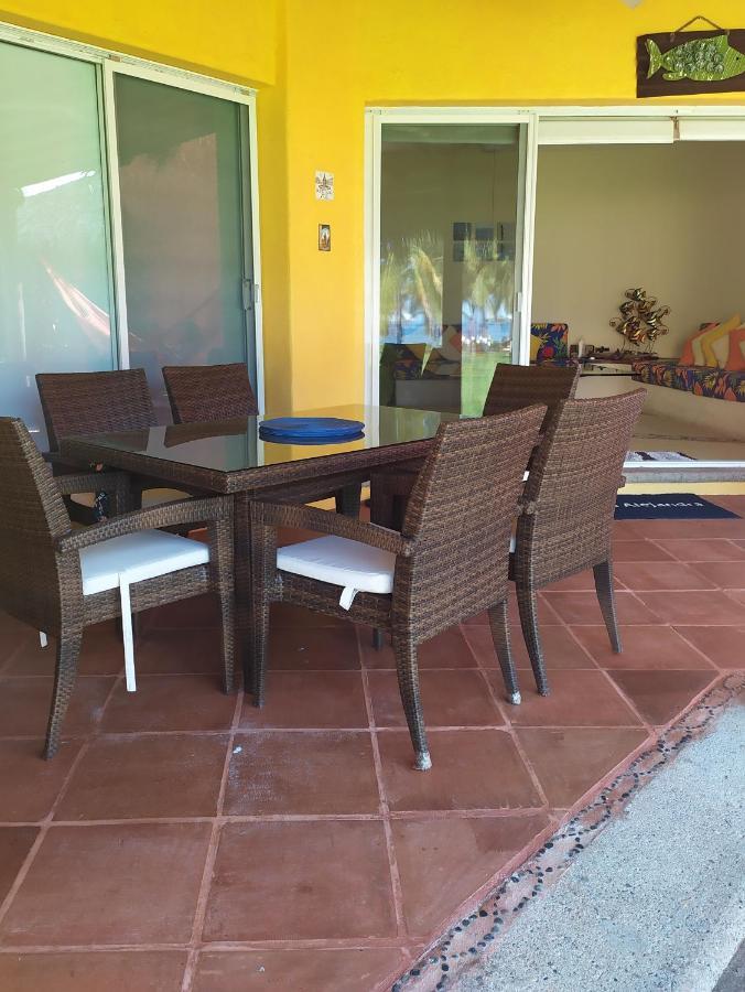 Villas Playa Blanca Zihuatanejo Exterior photo