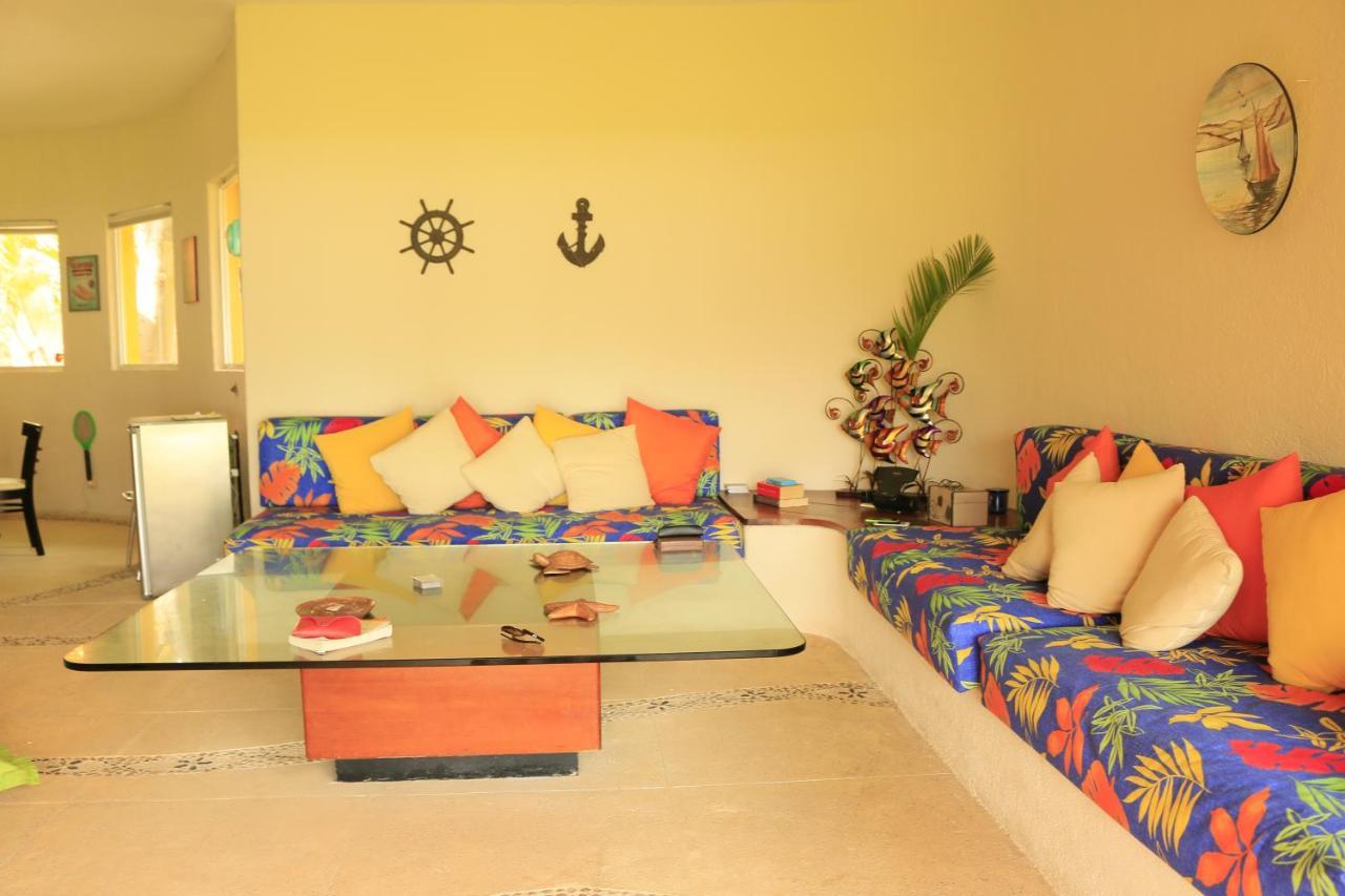 Villas Playa Blanca Zihuatanejo Exterior photo