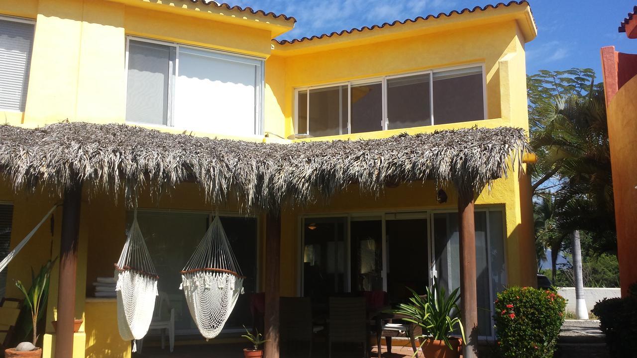 Villas Playa Blanca Zihuatanejo Exterior photo